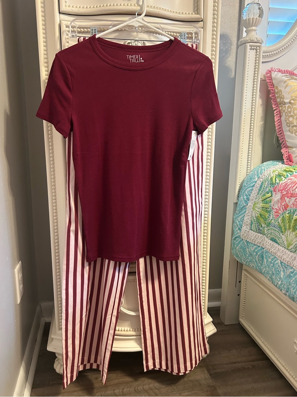 NWT, Women’s Fitted T-Shirt and wide leg cotton pants, matching set, Size Small